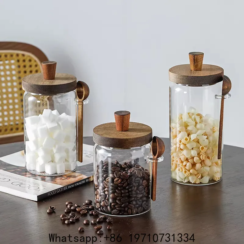 Paintless borosilicate glass wood cover with spoon seasoning tank storage sealed moisture-proof seasoning bottle storage tank