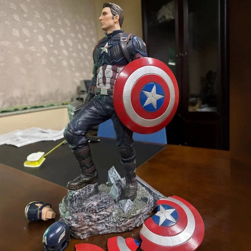 تمثال Marvel Captain America مقاس 40 سم برأسين يمكن أن يحل محل الحلي المزخرفة لسطح المكتب من Avengers 4 المصنوعة يدويًا
