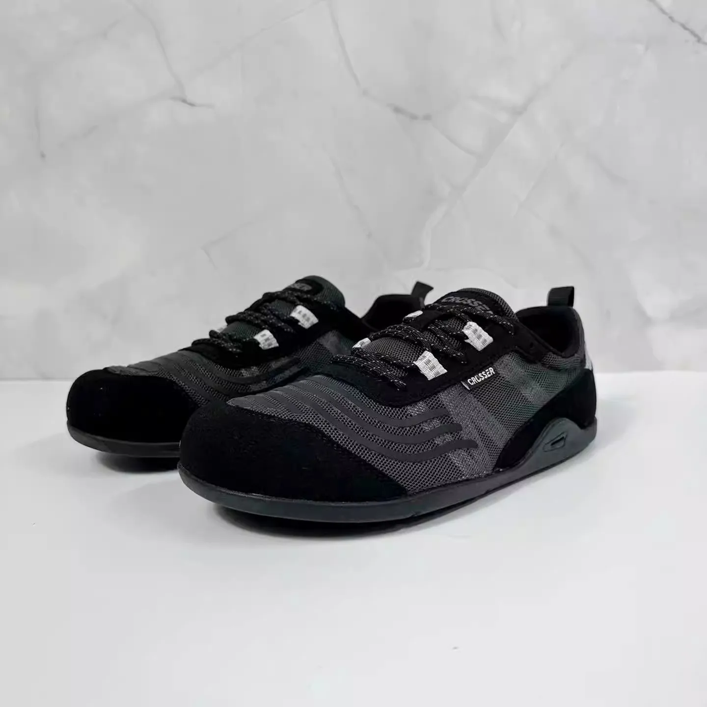 

2026 New Running Shoes Couple's Wide-Fit Anti-Slip Sneakers Premium Quality Walking & Jogging Shoes