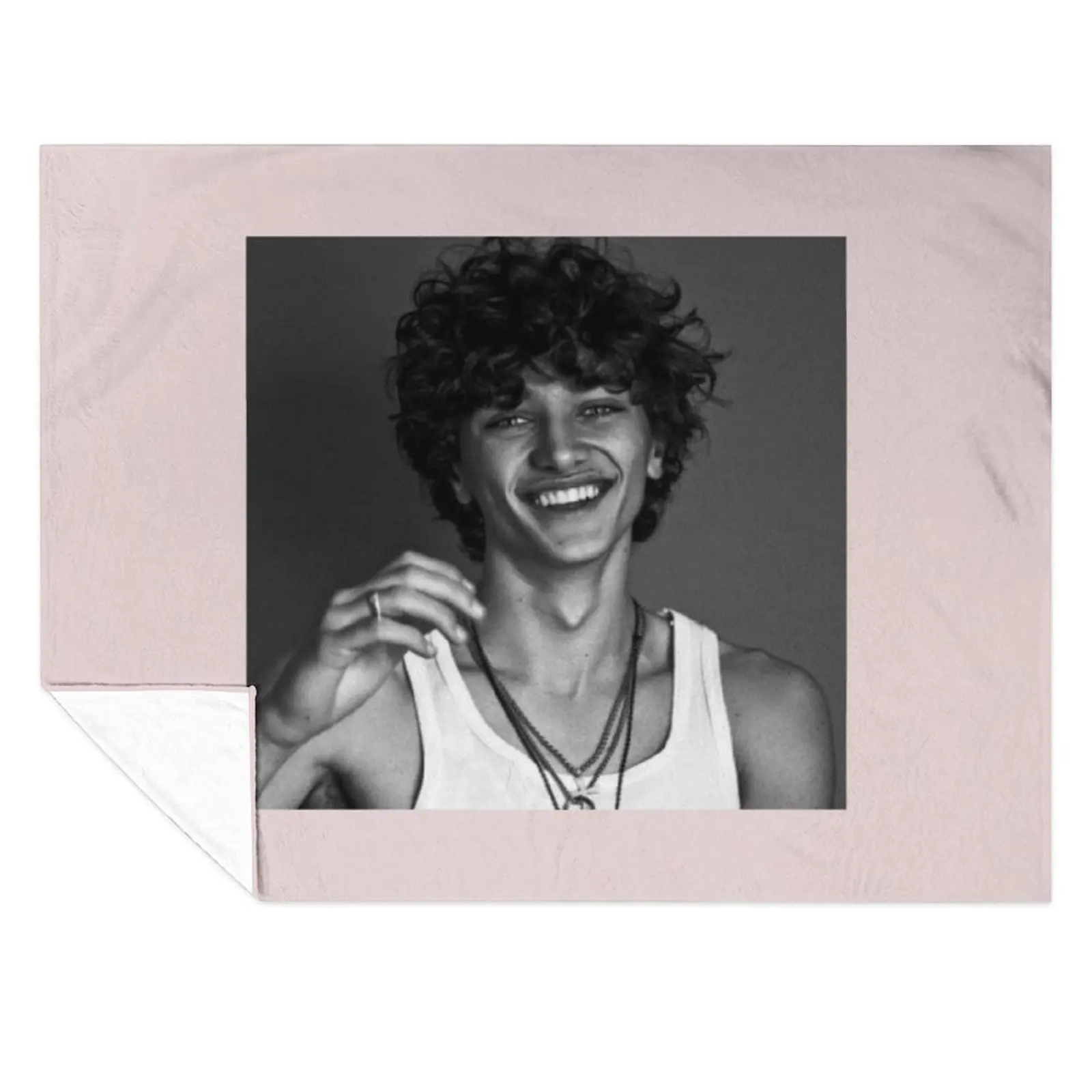 

gavin casalegnojeremiah fisher Throw Blanket Luxury Brand Warm Sofa Quilt heavy to sleep Blankets