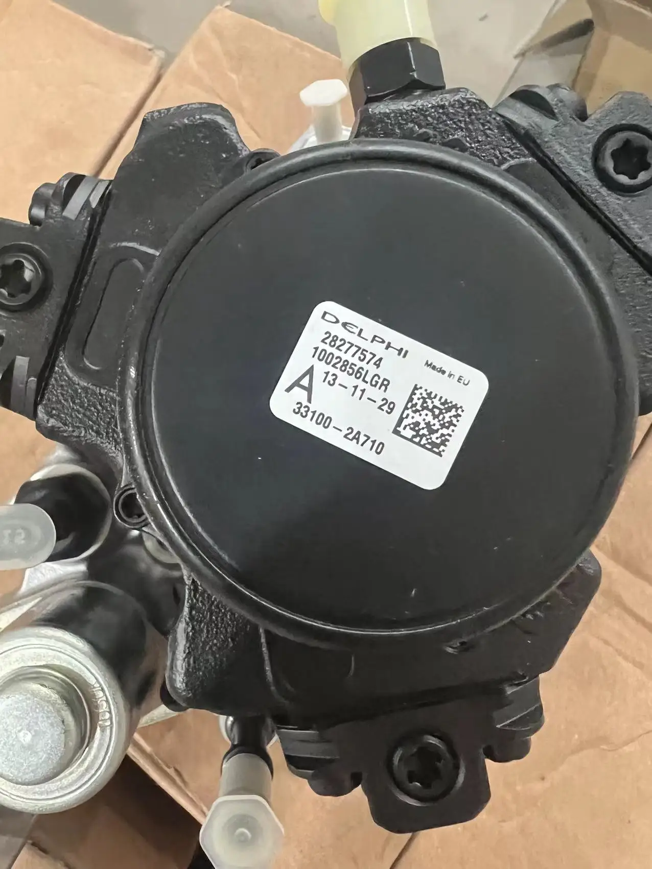 

Хорошо продаются топливным насосом Common Rail 28277574 С дешевой ценой