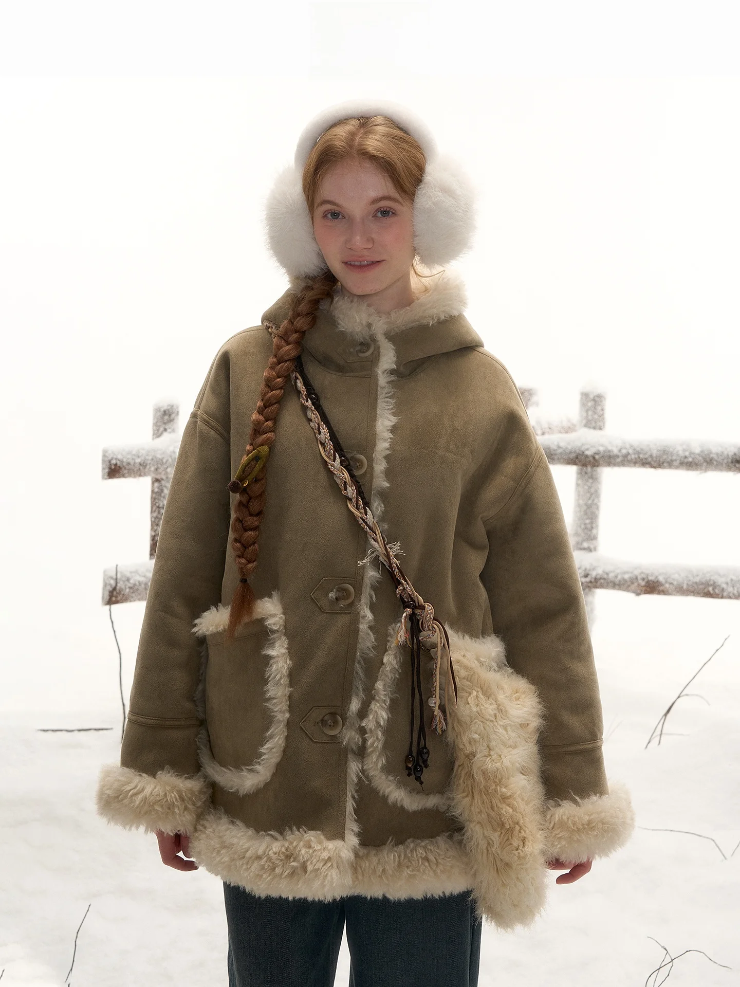 เสื้อแจ็คเก็ตหนังกำมะหยี่ขนสัตว์สองด้าน LOLOL สำหรับผู้หญิง ฤดูหนาว สไตล์เรโทร  แบบมีซับใน  ดีไซน์กระเป๋าแบบมีฝาปิด ให้ความอบอุ่น