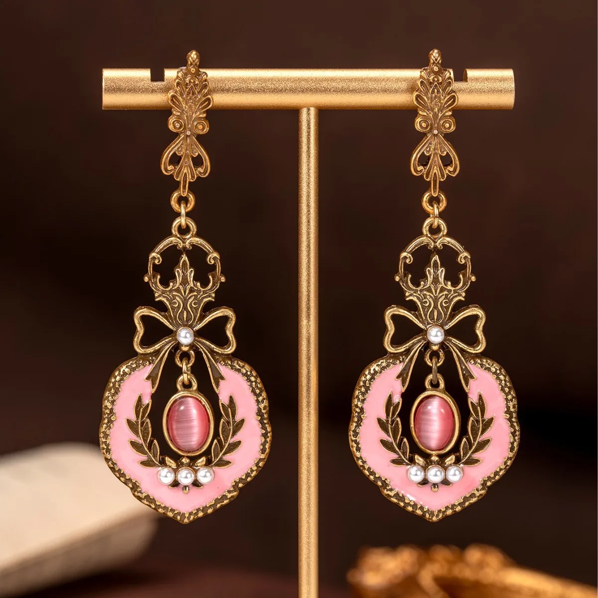 

Medieval Vintage Palace Style Enamel Earrings Ethnic Style Versatile Statement Earrings Small Fragrant Style Medieval Earrings