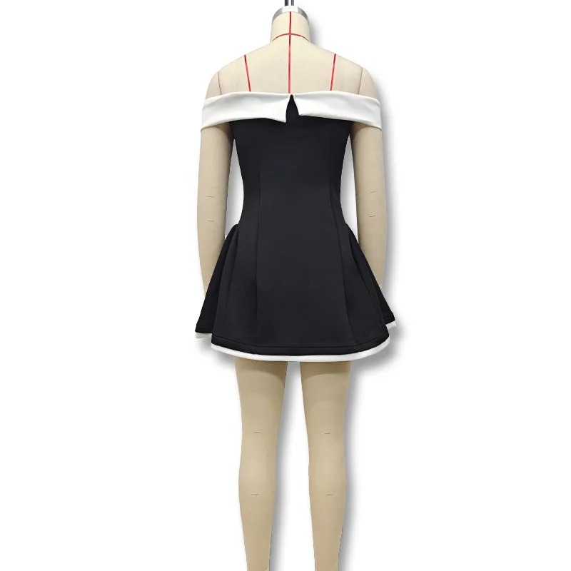 فساتين XTOCEAN قصيرة مثيرة بدون حمالات للنساء بدون أكتاف فستان ضيق أنيق لحفلات أعياد الميلاد وحفلات السهرة القصيرة