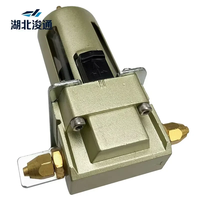 Dongfeng Mengshi EQ2050 Oil Separator Assembly 24C21-01050 Off-road Truck Parts