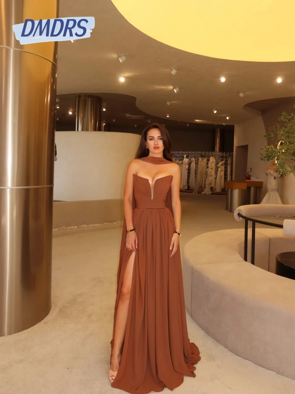 

Classy A Line Evening Dress With Matching Chiffon Scarf Draped Behind the Neck Pleated Fashionable Sexy Side Slit Prom Gown