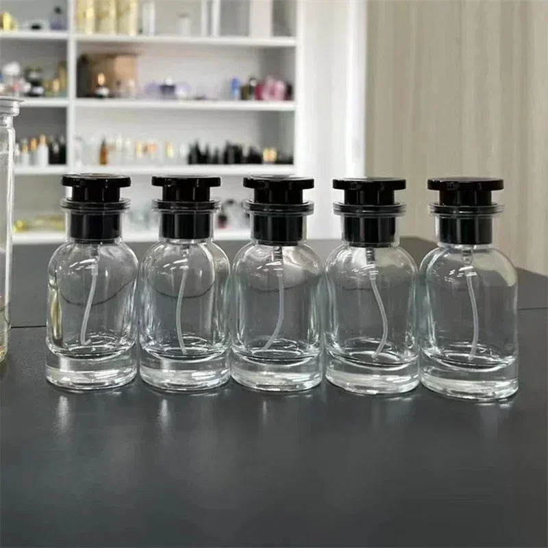 30 مللي زجاجة عطر فارغة أسطوانية قابلة لإعادة الملء 1 قطعة حاويات رذاذ عطر محمولة للسفر زجاجة عينة