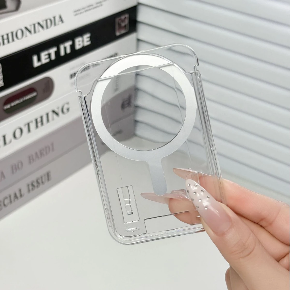 3-teiliges magnetisches Handy-Kartenetui, geeignet für Apple Card Wallet, kompatibel mit allen magnetischen Handyhüllen, transparente Schutzhülle für iPhone 17/16/15/14/13/12 Max Air Plus, kratzfeste Handyhülle aus PC – Detail 2