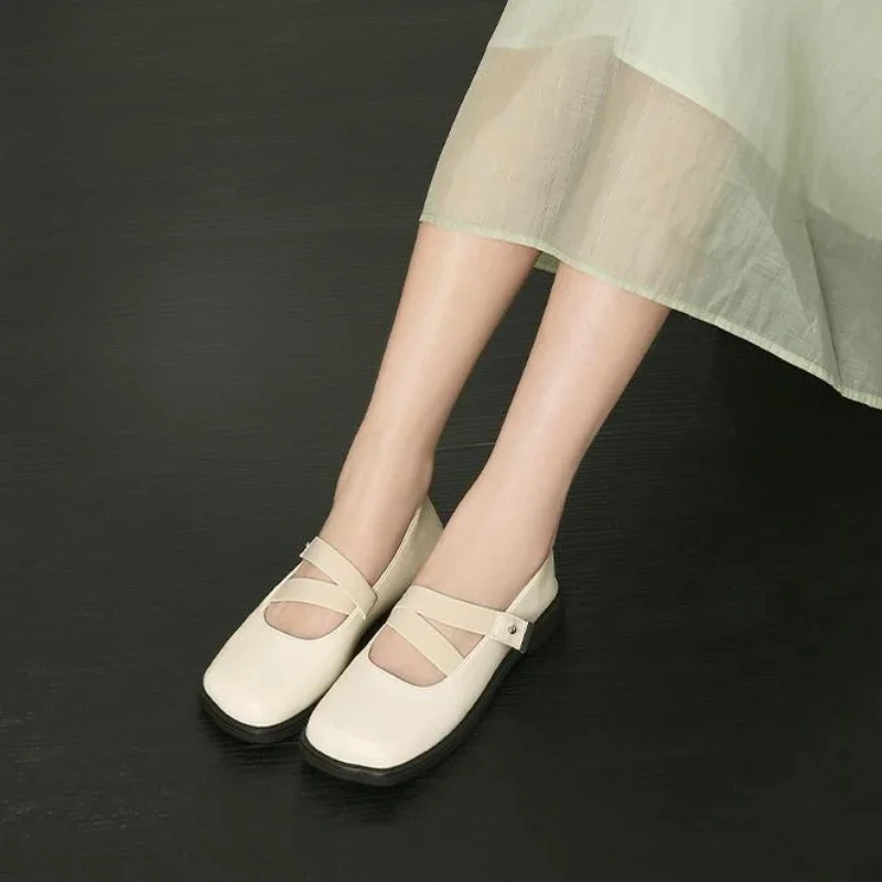 

Готическая женская обувь с квадратным носком и средним каблуком. Женские туфли-лодочки Мэри Джейн в японском стиле. Модная обувь Лолиты из натуральной марки Y2k 39.