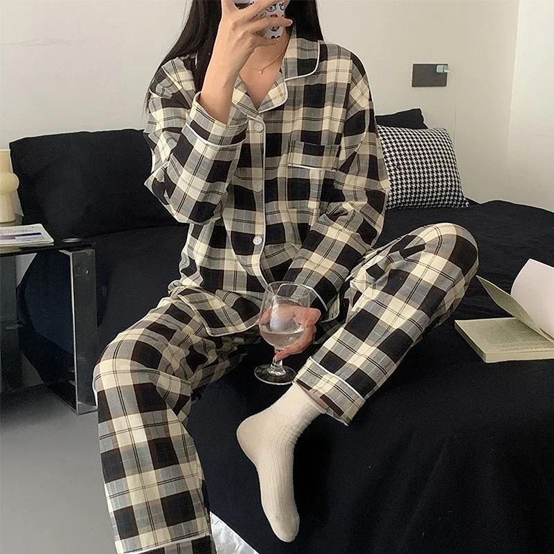 トレンドヴィンテージファッション黒の格子柄プリント女性用パジャマ文学的で成熟した怠惰なホームカジュアルラウンジ2025春新作ミルクシルクパジャマ