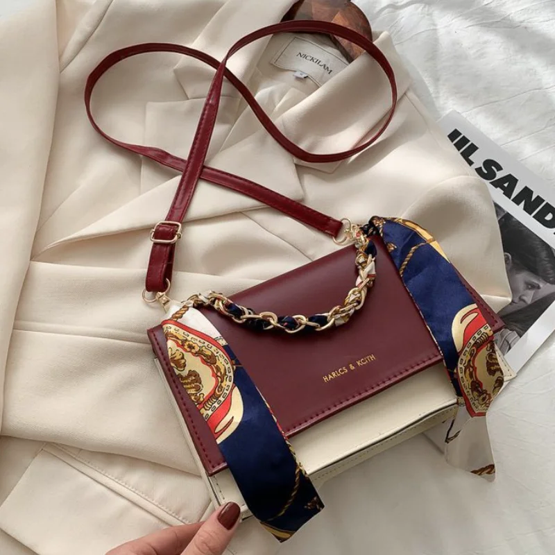 Women Bags Korean Style Fashion Small Bag New Chain Small Square Bag Portable Shoulder Messenger Bag for Party