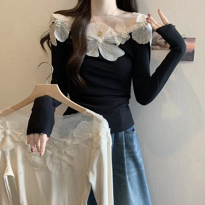 

2025 Three-dimensional Flower Long-sleeved T-shirt Slim-fit Shirt Ambient Top Apricot