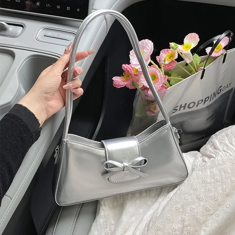 

Silver Underarm Bag Women Retro Red Pu Leather Handbag French Style Shoulder Bag Large Capacity Tote Armpit Crossbody Bag