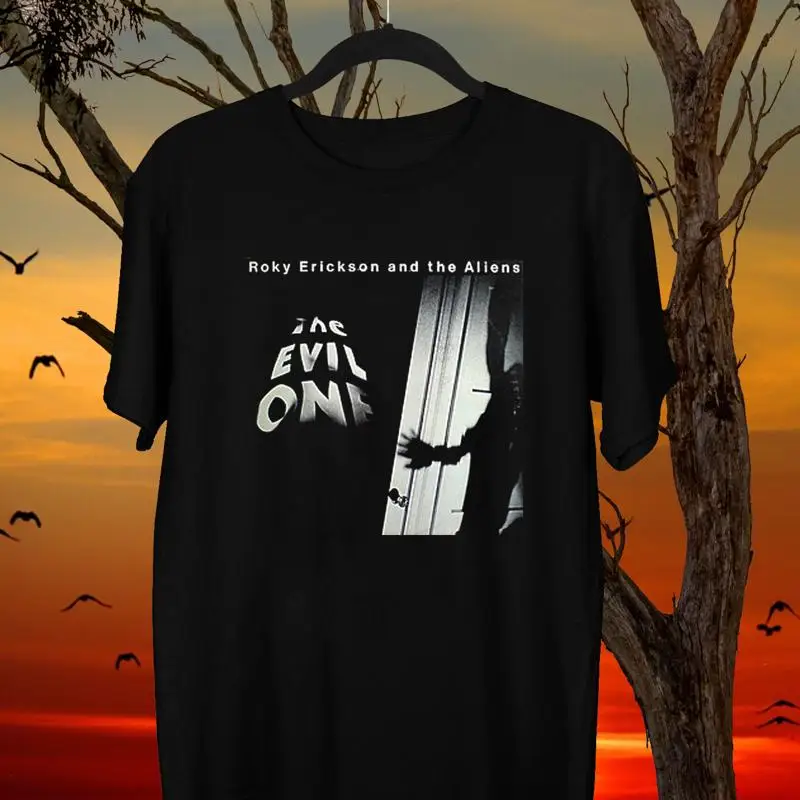 

Черная футболка GifT всех размеров в стиле Roky Erickson The Evil One