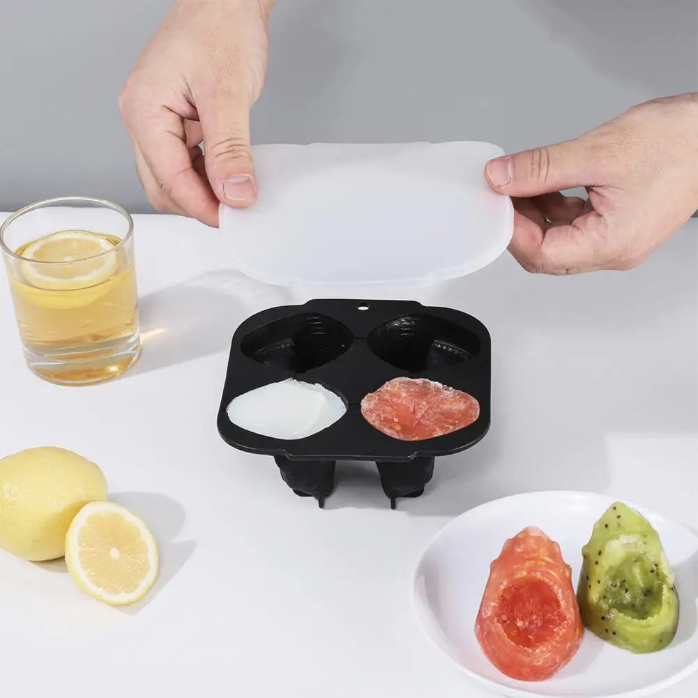 

4 Grids 14cm Ice Cube Mold Shark head shape Ice Cube Tray 3D Silicone Mold For Whiskey Cocktails Juice Party Chocolate Making
