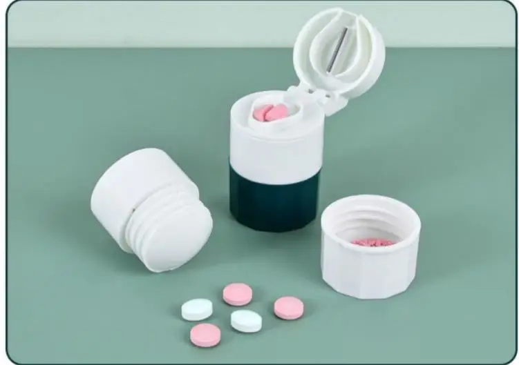 4 In1 Portable 4 Layer Grinder Splitter Tablet Cutter Divider Storage Case Pill Box Cutting Tablets Pill Cutter Medicine Crusher