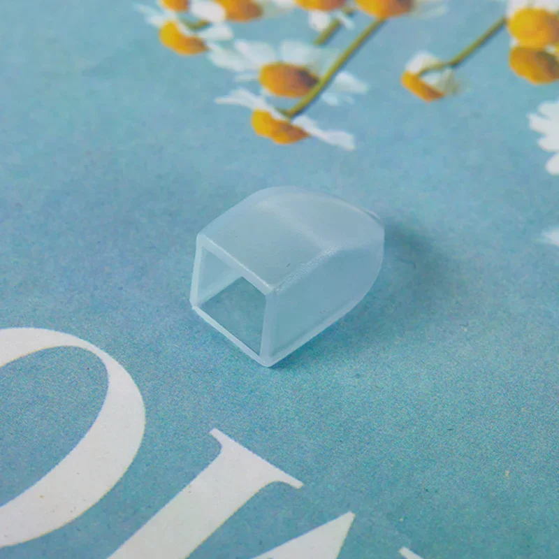 10PCS Pinza Copertura Manicotto Protettivo per Forbici per Cuticole per Unghie Strumenti per Manicure Pedicure Pinzette per Pelle Morta Cap