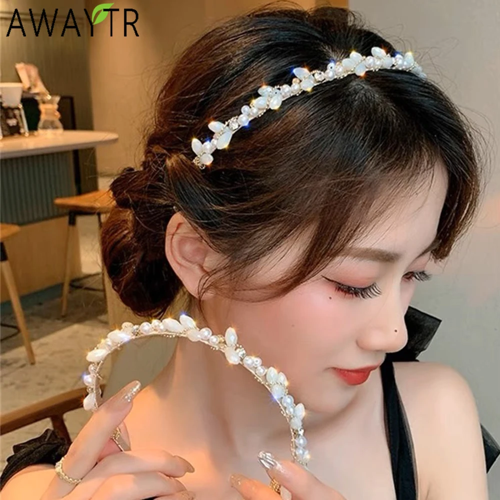 AWAYTR Crystal Leaves Women\'s Hairband Pearl Decorated Hair Bands Alloy Hoop Braided Headband For Adult Girls Headwear