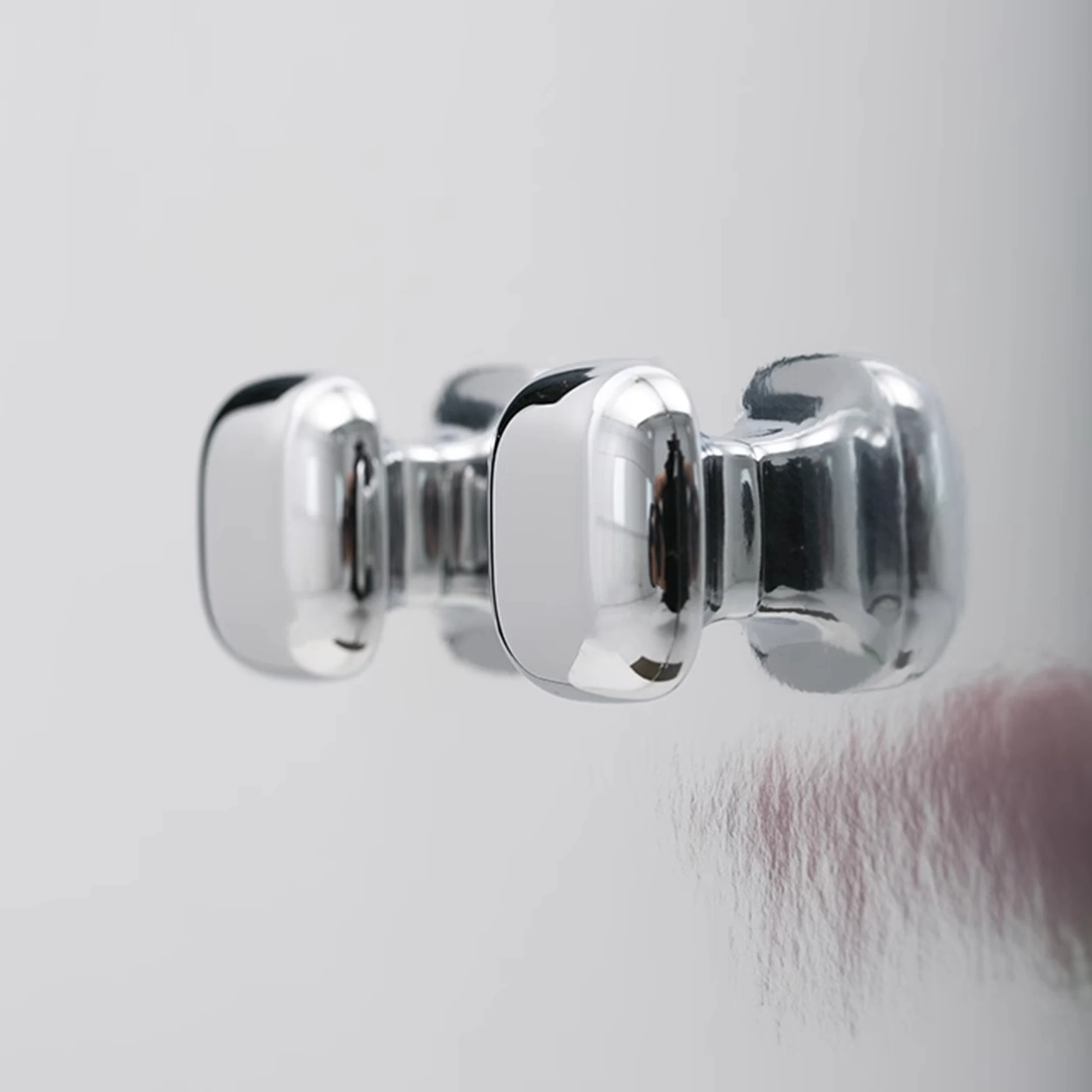 Bright Chrome Wardrobe Pulls Non Rusting Gold Cabinet Handles Single Hole Drawer Knobs Modern Simple Brass Furniture Hardware
