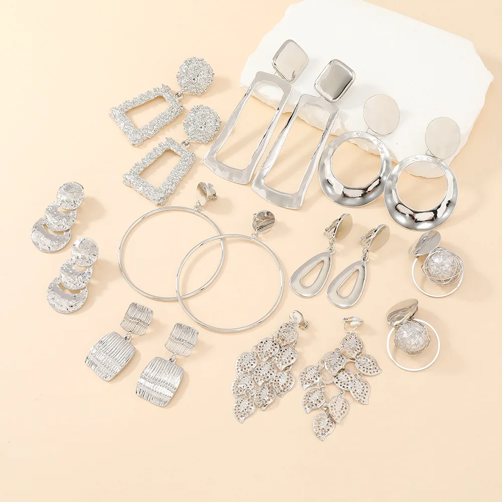Clip-Ohrringe für Damen, große geometrische quadratische, rechteckige, runde Clip-Hängeohrringe, nicht durchbohrte Ohrringe, Set – Detail 3