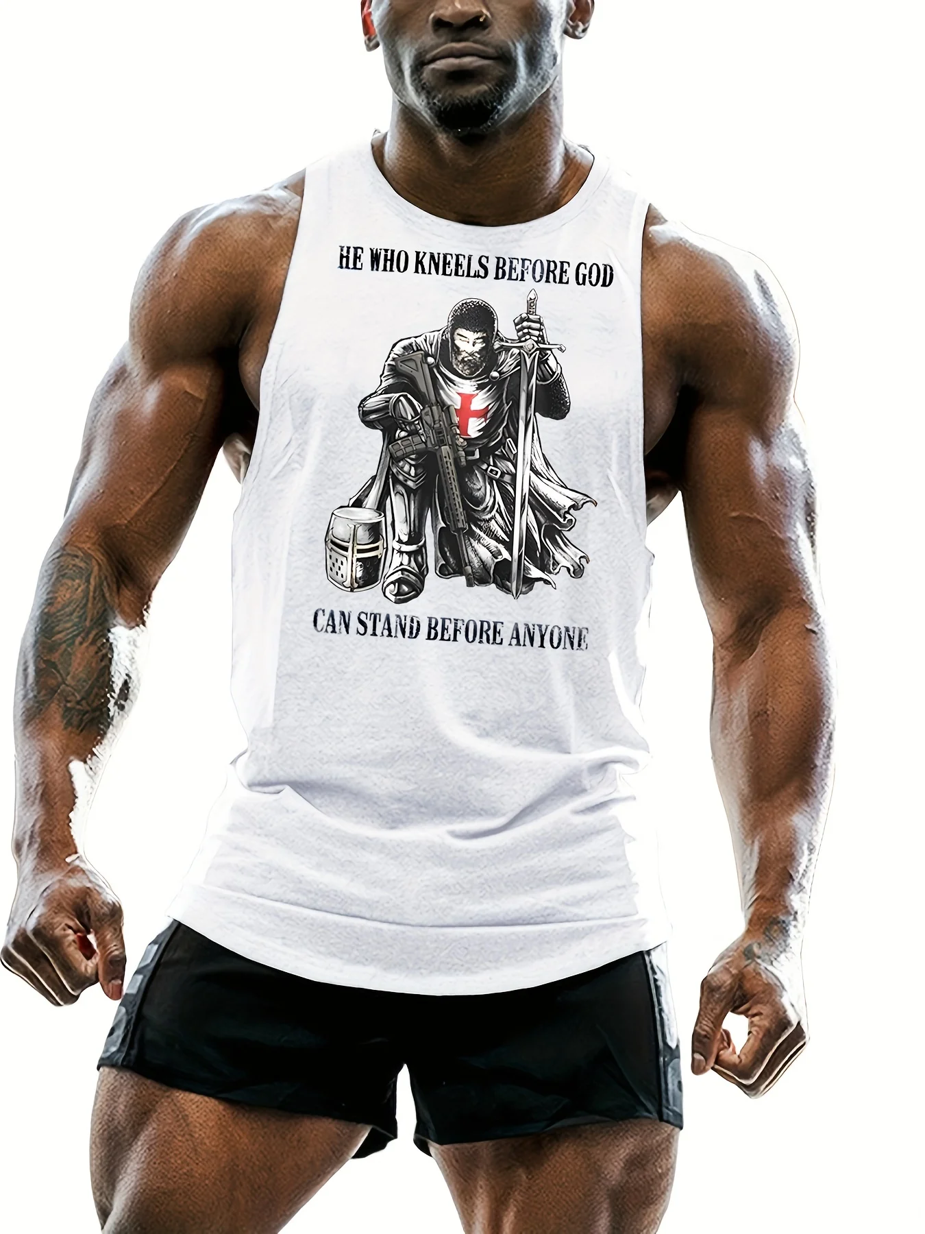 

Fashionable printed men's casual vest with multi-color undergarment for fitness training and sports.