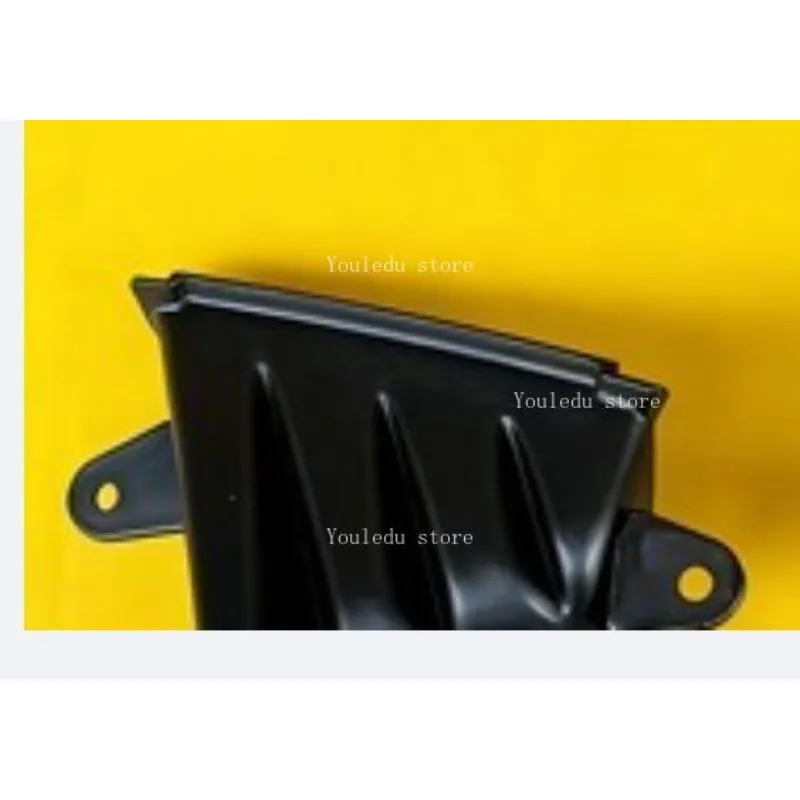 

Suitable for LF200-10L/10D/KPT200 fuel tank left and right decorative cover lining