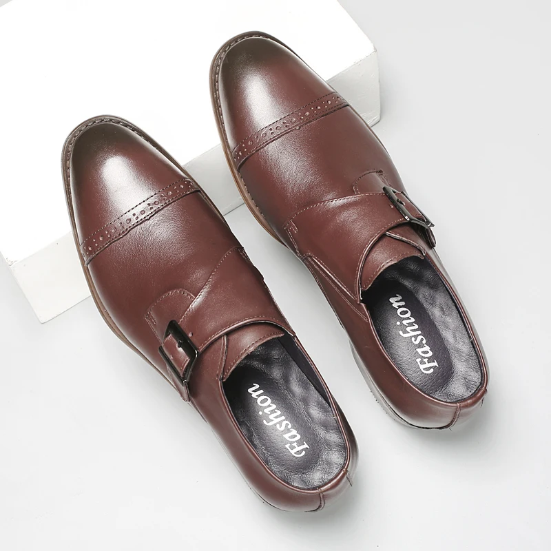 

Mengke Is A Fashionable Men Shoe with High-quality Luxury Suitable for Teenagers Business Leisure Formal Wear Plus Size Shoes