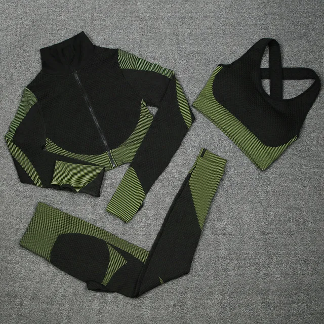 Variant: Completo verde militare