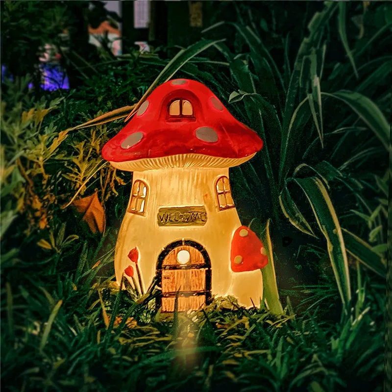 Mushroom House Solar Lamp Ornaments Resin Handicraft Craft Christmas Gifts Garden Decoration Porch TV Cabinet Desktop Ornaments