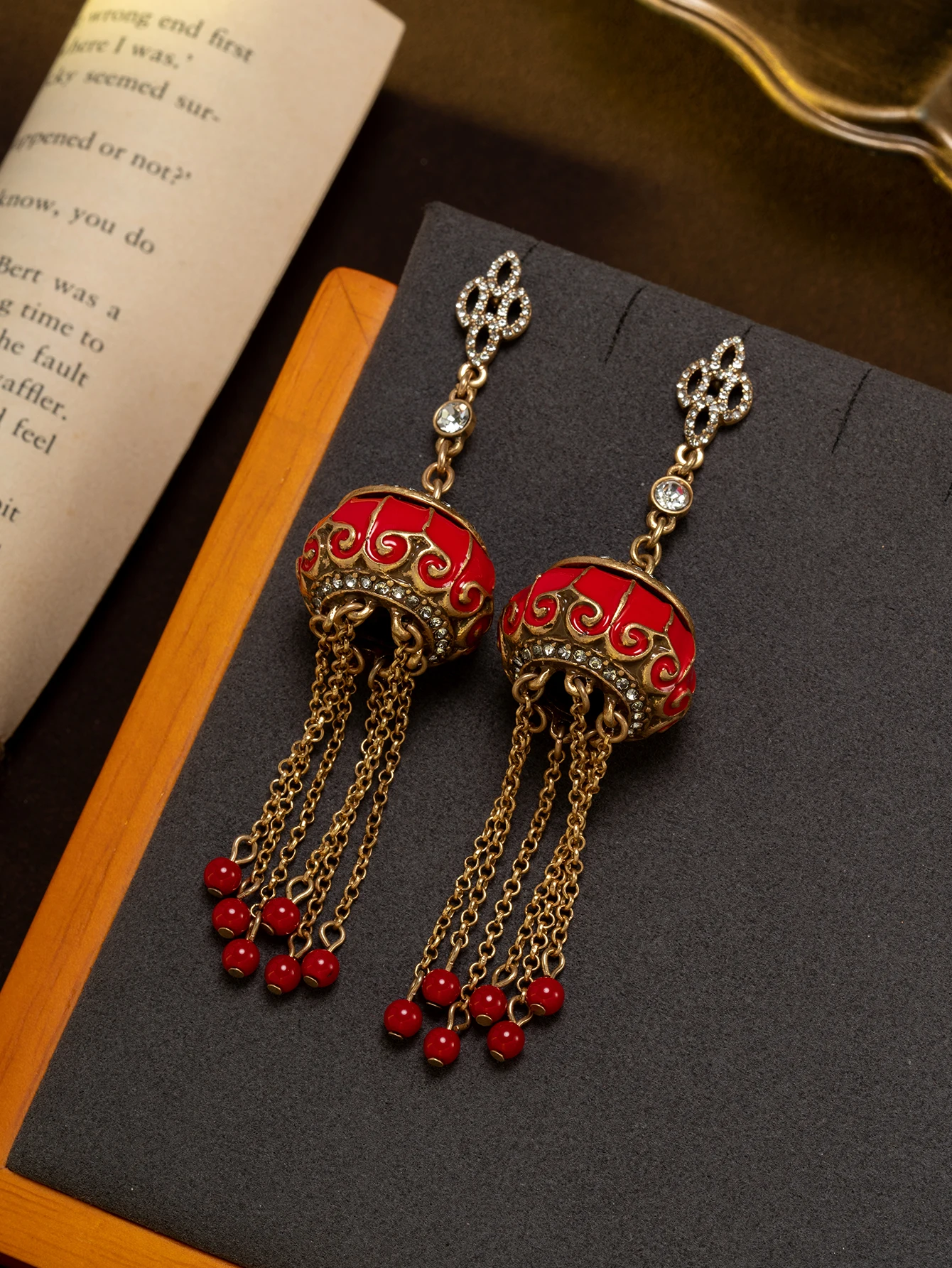A Pair of Vintage Chinese-Style Red Enamel-Encrusted Diamond-Embellished Red Lantern Long Earrings for Daily Wear, Parties, and Gifts