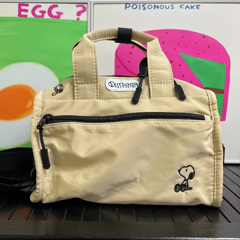 

2026 New Cartoon Snoopy Embroidered Crossbody Bag Kawaii Portable Large Capacity Handbag Lightweight Travel Storage Bag