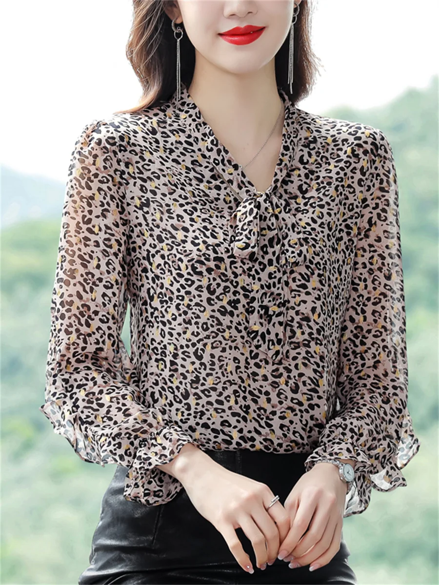 Women Spring Autumn Style Chiffon Blouses Tops Lady Casual Long Sleeve Bow Tie Collar Flower Printed Blusas Tops DF4355