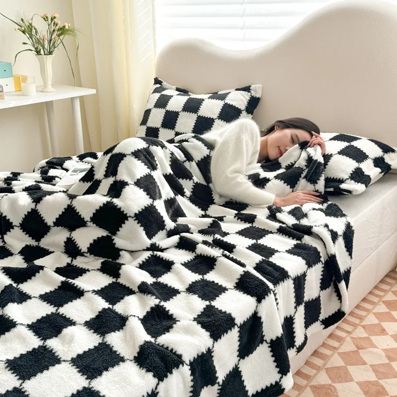 Panda Print Flannel Blanket Ultra Soft Warm Fleece Throw Blanket for Kids,Gray Flannel Throw Cozy Bed Couch Blanket for Women