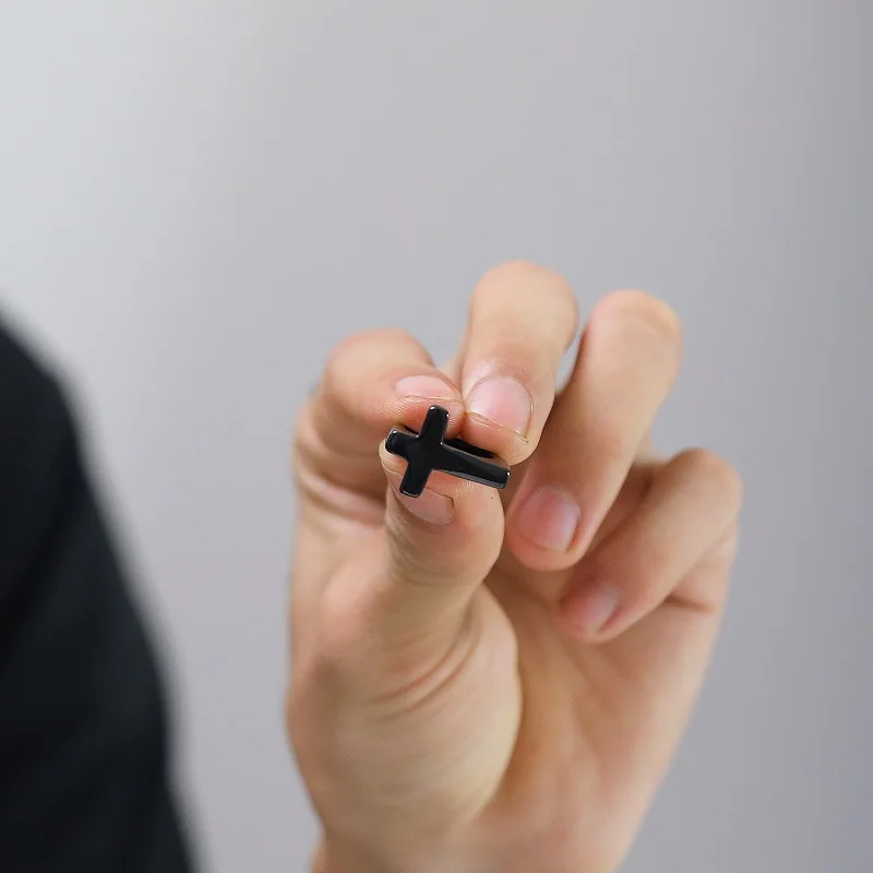 1 Pair Gothic Screw Cross Spike Stud Earrings For Men/Women Stainless Steel Creative Funny Hip Hop Cool Pop Ear Jewelry