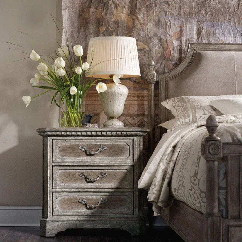 

Solid wood bedside table in American countryside 3 bucket lockers European antique antique bedside table bedside table furniture