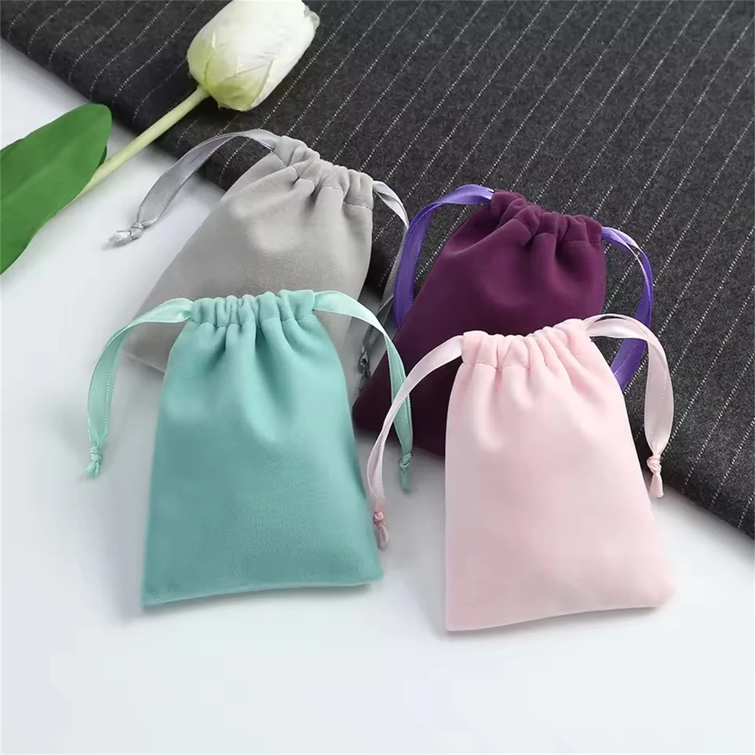100Pcs Custom Logo 8x10cm Jewelry Velvet Drawstring Bag Wedding Favors Gift Wig Cosmetic Organizer Candy Goodies Boutique Pack