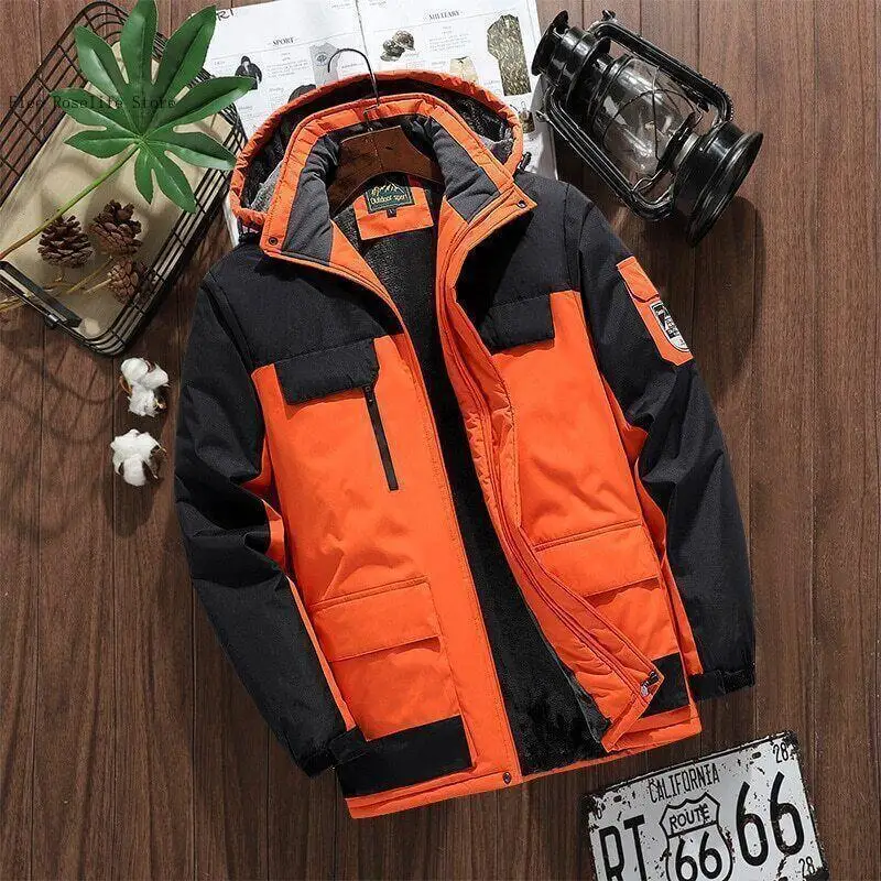Autumn and Winter Thick Coat with Velvet for Outdoor Couples, Windproof and Waterproof Cotton Jacket for Men