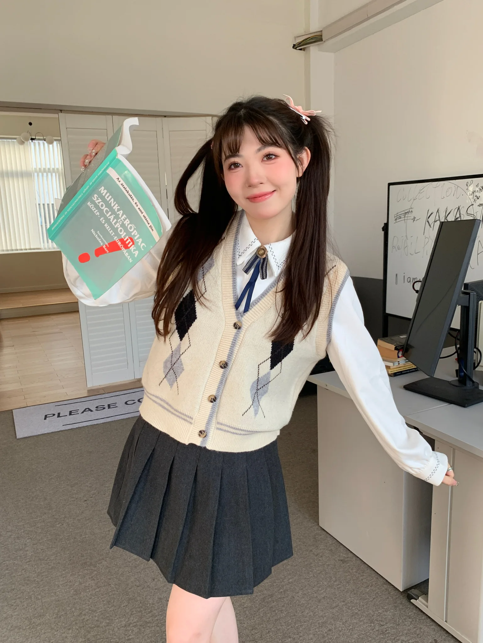 

Xiao en Meimei Woolen Plaid Skirt Women's Spring Autumn New College Sle Retro A-Line f Skirt High Waist Pure Colo...