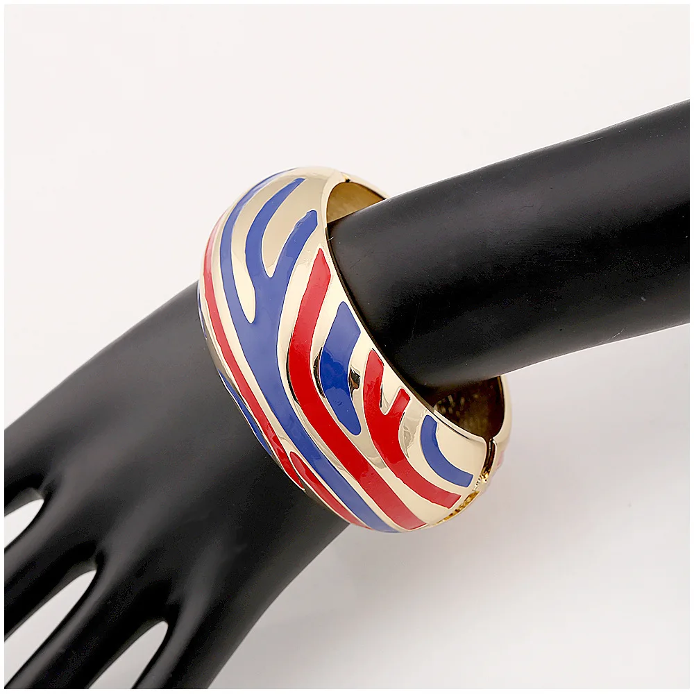 European and American style light luxury striped enamel bracelet fashion retro oil drip color matching bracelet high-end persona