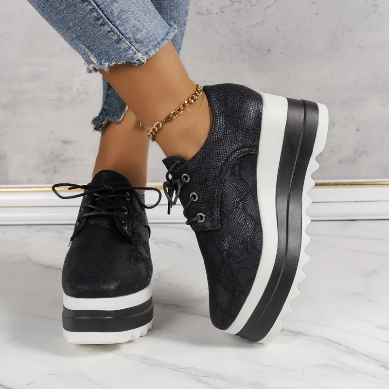 Large-sized Fashionable Women's Autumn New Round Toe, Front Lace-up Sponge,Thick-soled and Comfortable Single Shoes，Womens Shoes
