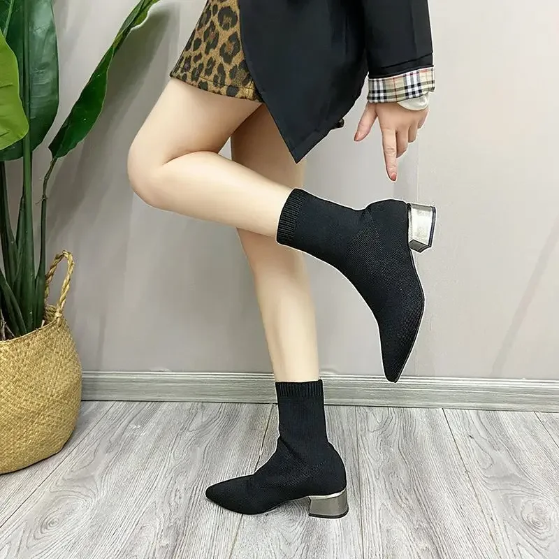 

2025 Hot Selling New Women's Knitted Ankle Boots Pointed Toe Stretchy Chunky Med Heels Fashion Sock Short Botas