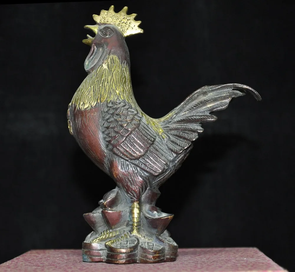 

China bronze Gilt Feng Shui auspicious Cock Rooster Chicken Zodiac animal statue