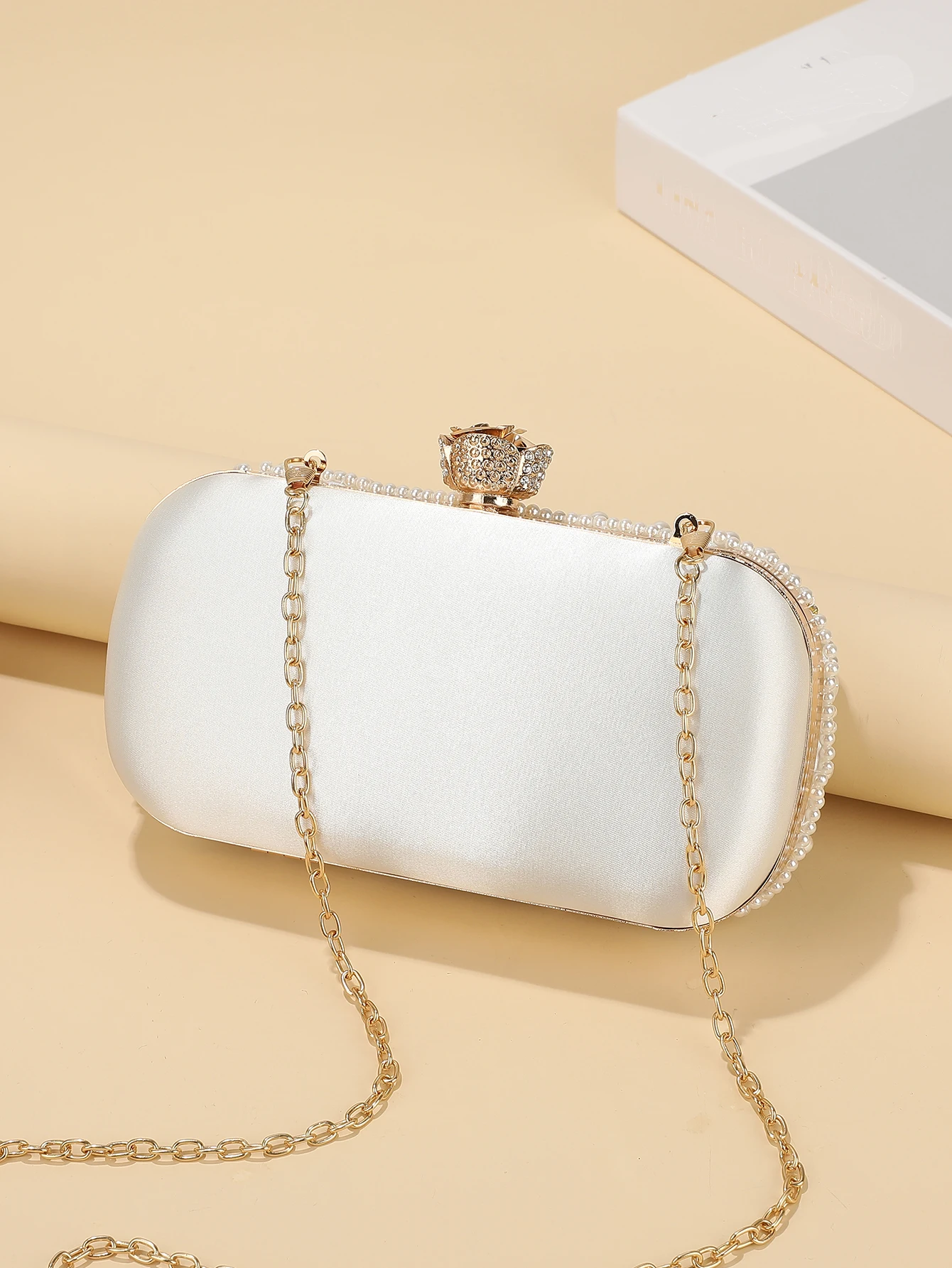 Fashion Beauty Pearl Bride Bag Luxury Chain Crystal Women Evening Bags Elegant All-match Diamond  Buckle Double-sided Beads Purs