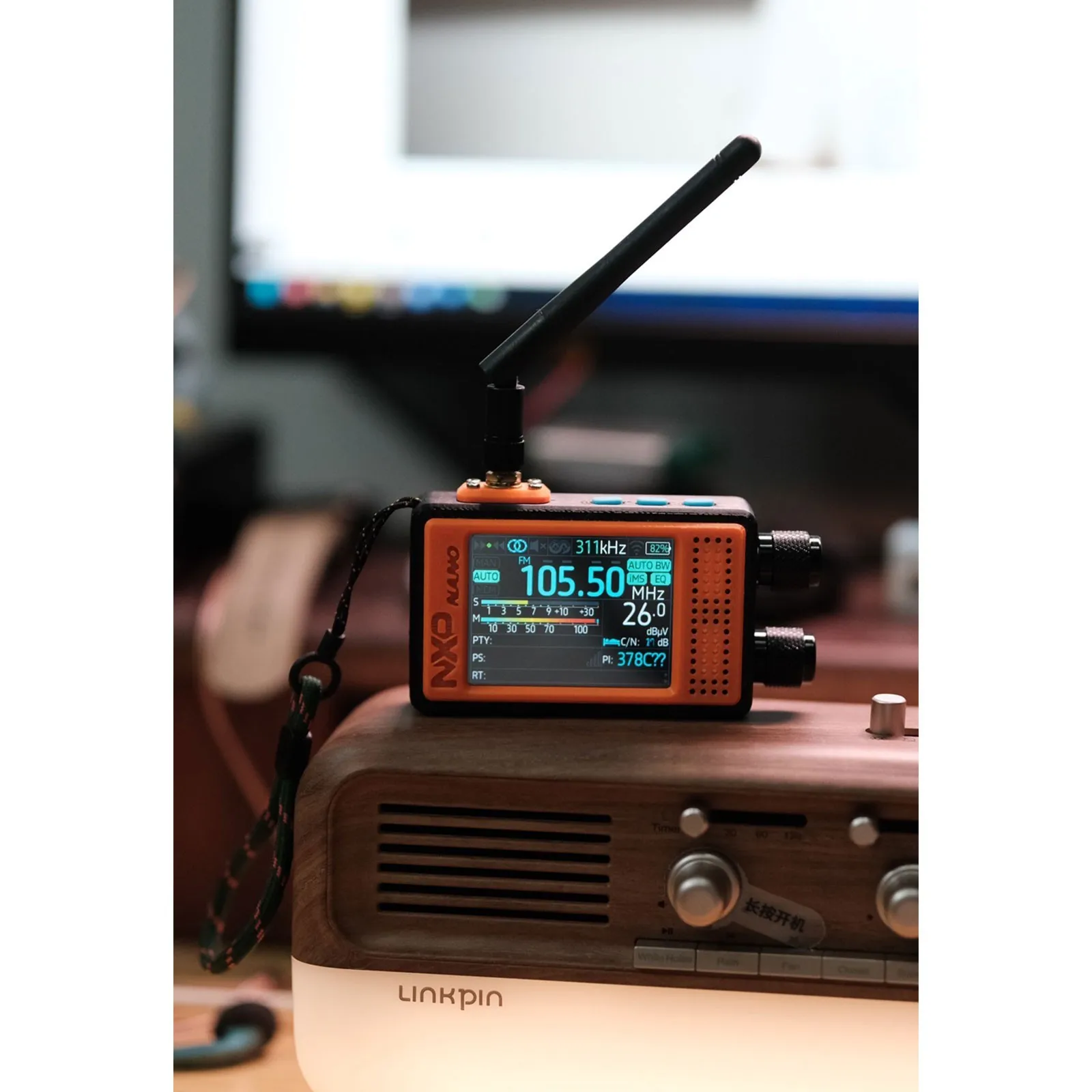 NXP-NANO جهاز استقبال راديو FM محمول 65-108 ميجا هرتز TEF6686 + ESP32 التحكم الرئيسي مع شاشة لمس IPS 2.4 بوصة