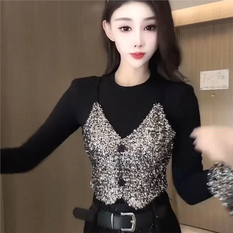Fashionable Fake Two-Piece Top Light Velvet Autumn Winter New Style Heavy Sequin Slimming Women\'s T-Shirt round Neck PU Material