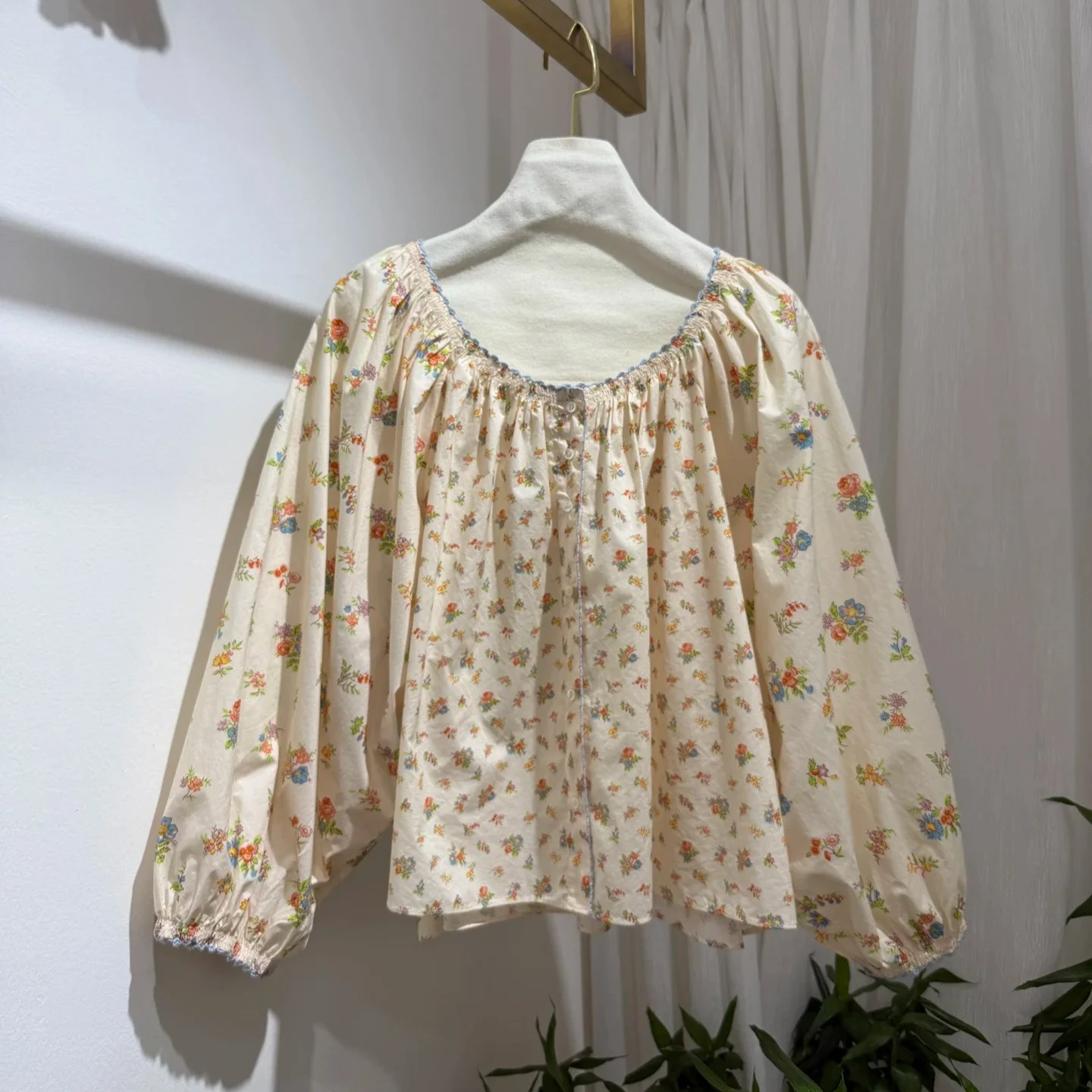 

Women Embroidery Edge Cotton Shirt tops Round Neck Lantern Sleeve Single Breasted Loose Blouse