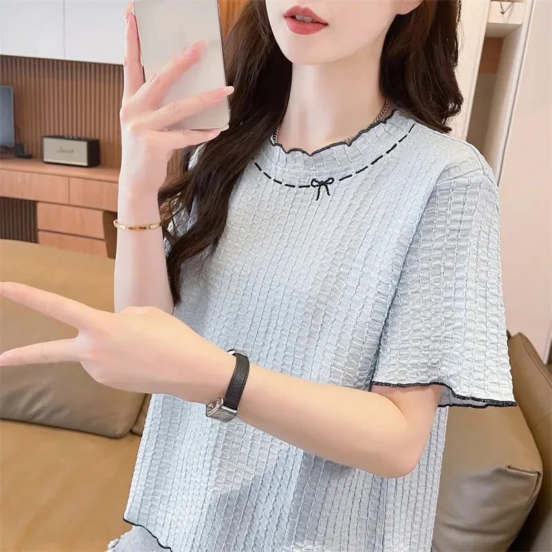 Women's Textured Knit Top Light Blue Ruffle Neck Contrast Trim Short Sleeve Casual Knit Top