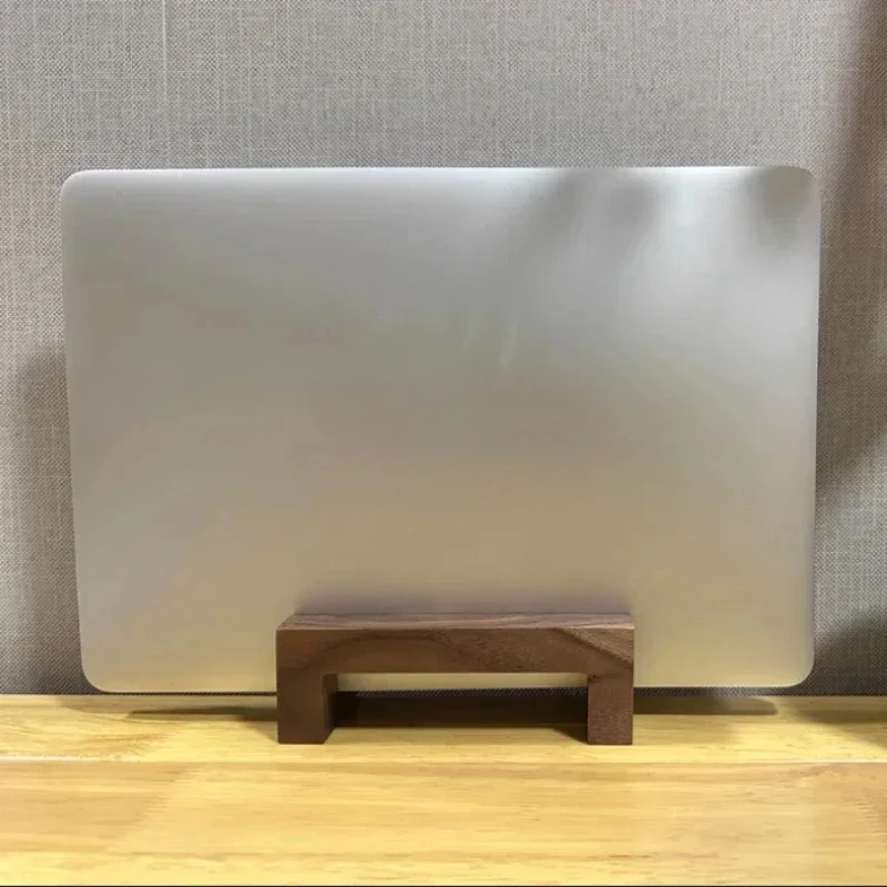 

Подставка для ноутбука из цельного дерева, деревянная настольная подставка для хранения на заказ, вертикальная подставка для ноутбука, магнитная опора, простой кронштейн для ноутбука, вертикальная стойка