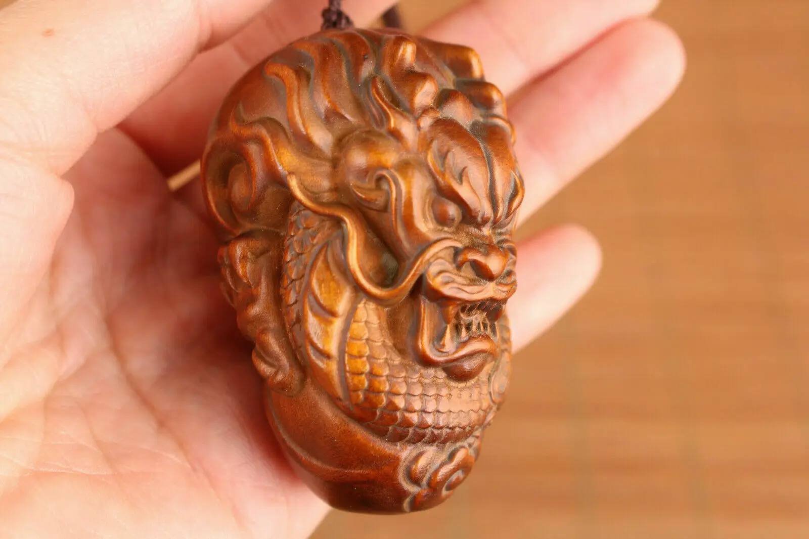chinese Japanese Boxwood Collect dragon Netsuke Vintage Statue figure Hand piece