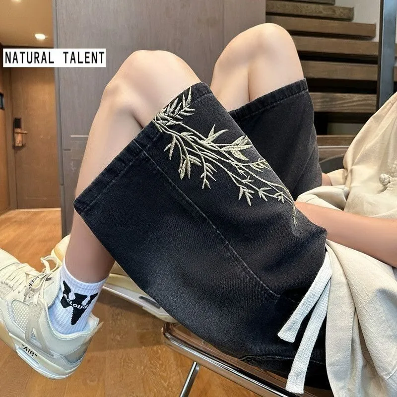 Men's 2026 Summer Retro Washed New Chinese Style Embroidered Denim Shorts Thin Loose Plus Size Streetwear 5-Pocket Capri Pants view 5